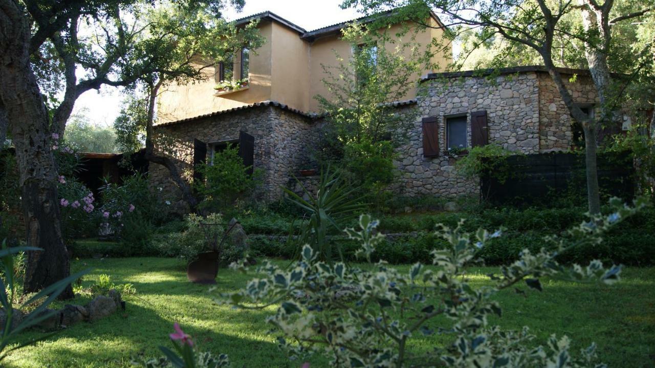 Le Sughere Padru Buitenkant foto